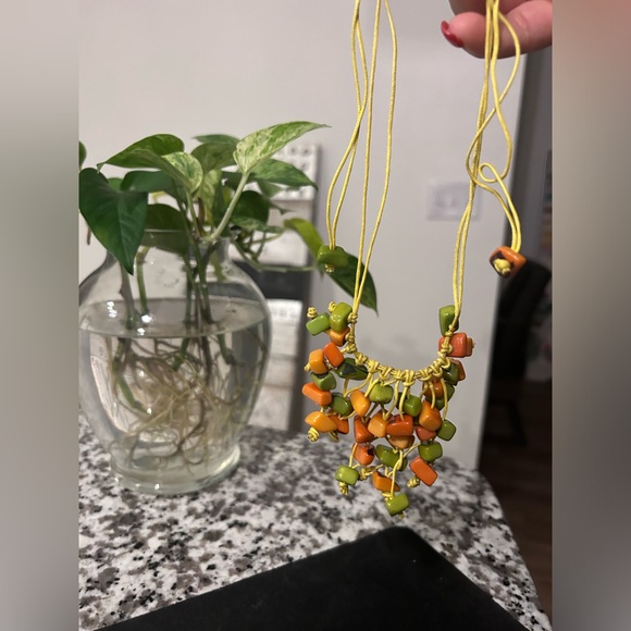 Tagua necklace - Picture 1 of 2